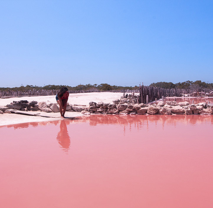 Laguna Rosada. Salineras de Xtampú